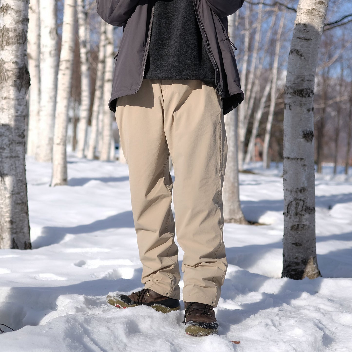 Model : 173cm, 61kg, L-size
ベージュ / Beige