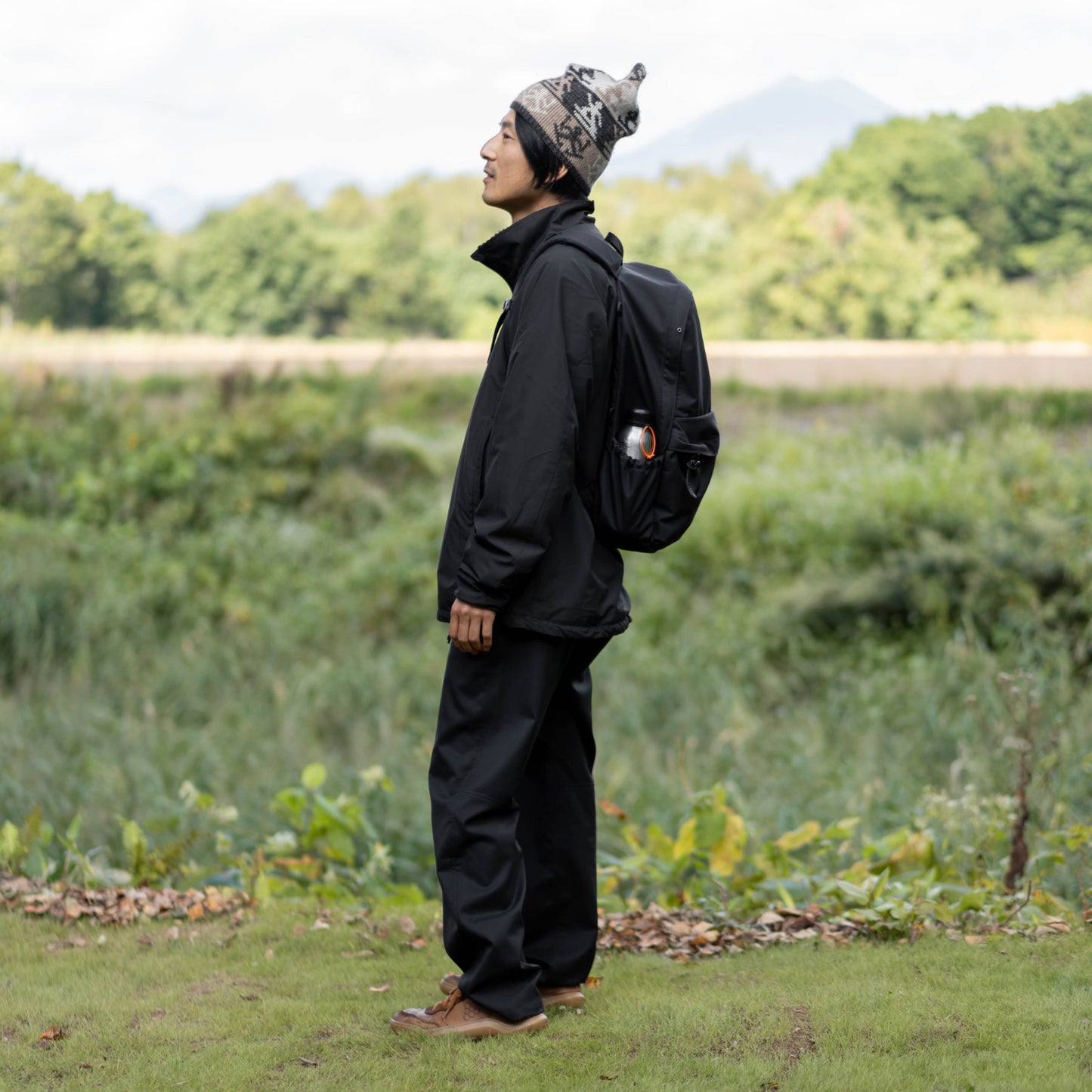 172cm 60 kg / Size M Black