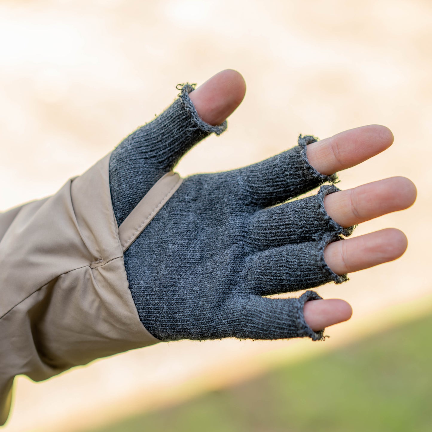 Thumb Loop / layering with inner glove