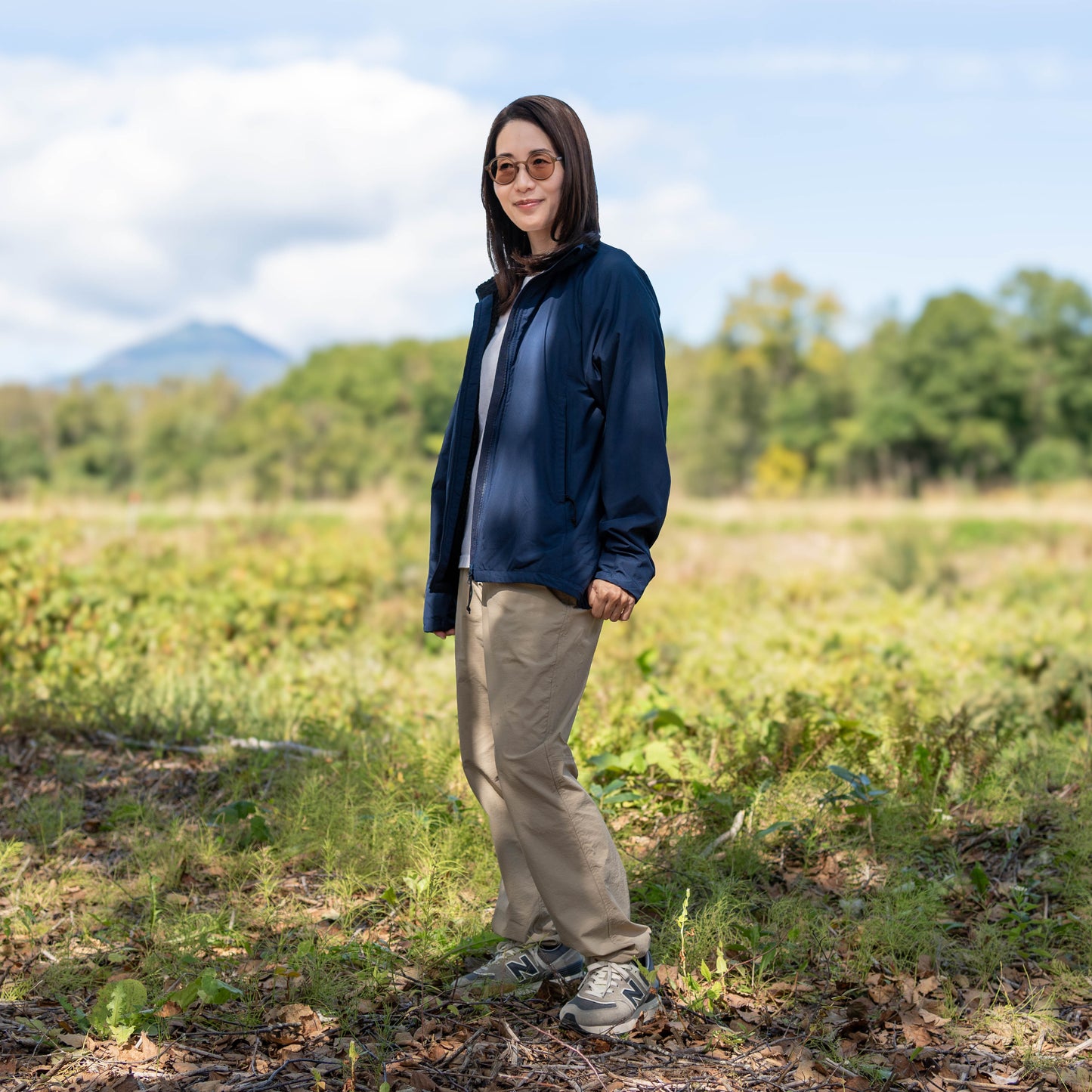 162cm, Navy XS-size,
Busy Work Pants / Beige S-size, 